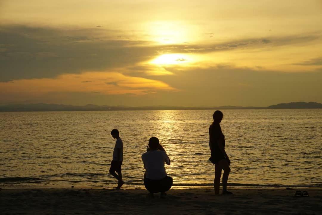 Sari Pacifica Resort & Spa, Sibu Island, Johor Pulau Sibu Εξωτερικό φωτογραφία